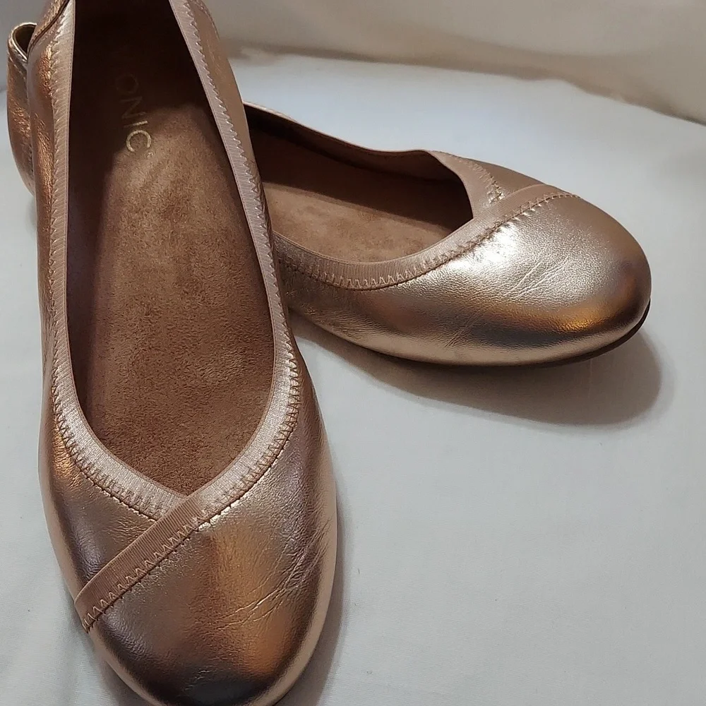 Vionic rose gold ballet flats. NWOT Sz 9 Wide - Picture 2 of 8